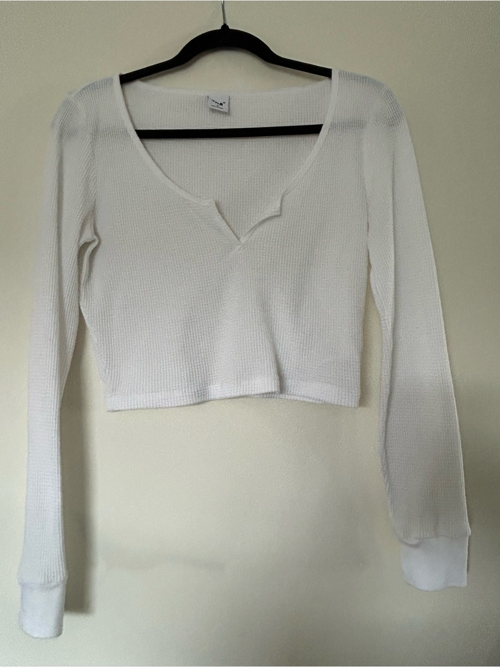 TNA White Long-Sleeve Henley Cropped Top